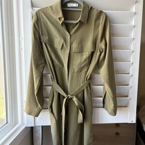 Grana Silk Long sleeve Button Down shirt Olive Green Dress Size Small